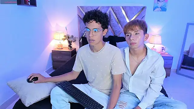 nickolas moon online show from November 10, 10:31 pm