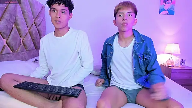 nickolas moon online show from December 3, 11:25 pm