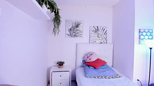 Palmer-Foster online show from March 6, 9:09 pm