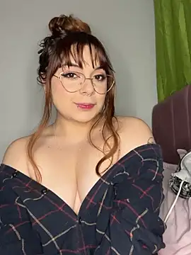 NatyOlson online show from March 18, 4:15 am