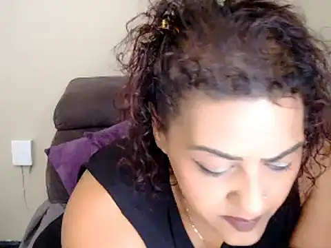 daddyzgal online show from October 11, 12:15 pm