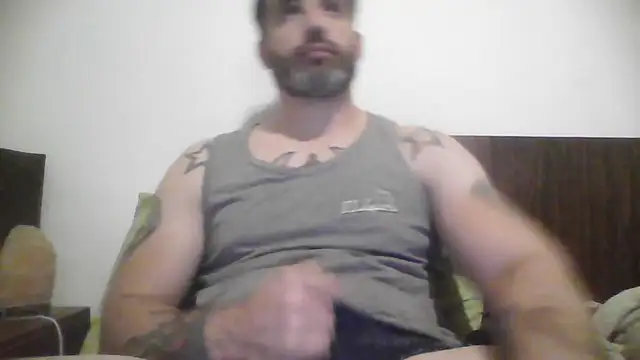 ozzypsico13 online show from October 24, 2:19 am