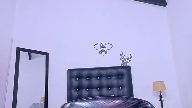 Skinny hottie18 online show from January 29, 7:32 pm