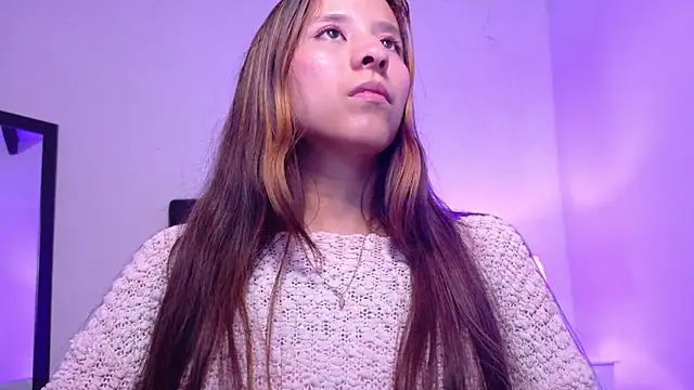 Skinny hottie18 online show from February 25, 1:50 pm