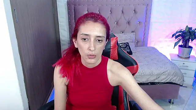 Ruby Your Milf online show from January 16, 12:02 am