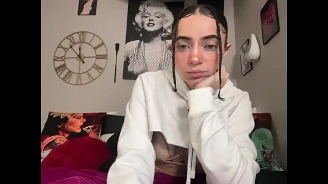 babybimbo online show from February 8, 8:42 pm