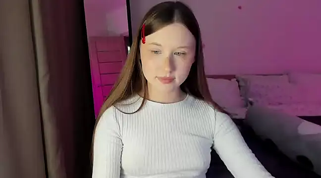 Snapshot of Stella_Sunny chatting on January 4, 6:19 am Stella Sunny online show from January 4, 6:19 am