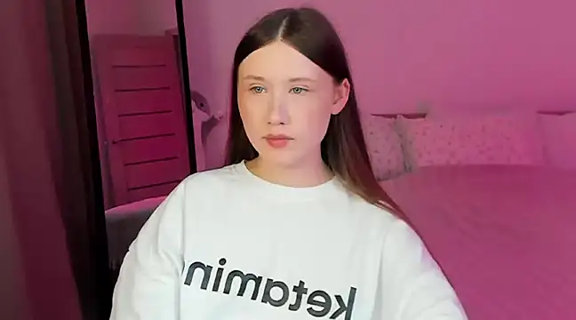 Snapshot of Stella_Sunny chatting on February 26, 9:48 pm Stella Sunny online show from February 26, 9:48 pm