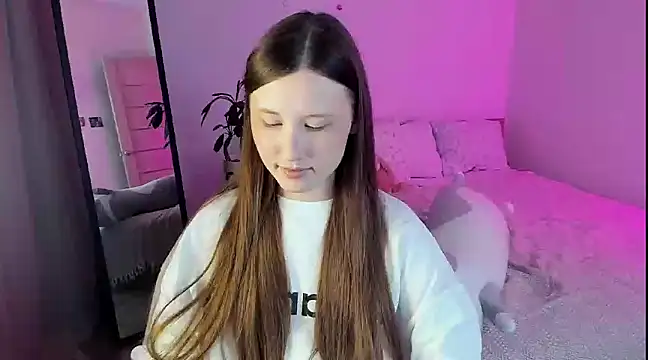 Snapshot of Stella_Sunny chatting on February 27, 11:59 pm Stella Sunny online show from February 27, 11:59 pm