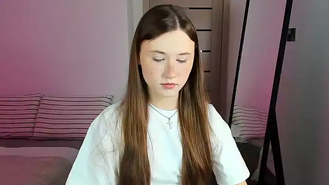 Snapshot of Stella_Sunny chatting on October 9, 5:55 pm Stella Sunny online show from October 9, 5:55 pm