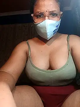 Snapshot of CAFE134_768 chatting on October 1, 4:57 pm CAFE134 768 online show from October 1, 4:57 pm