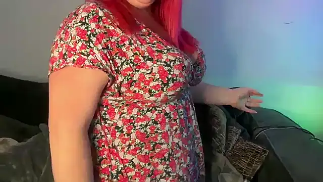 Snapshot of redxxxvixen chatting on February 19, 10:42 pm redxxxvixen online show from February 19, 10:42 pm