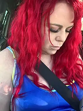 Snapshot of redxxxvixen chatting on March 18, 10:03 am redxxxvixen online show from March 18, 10:03 am