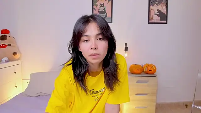 Adriennesexxx online show from November 1, 10:34 pm