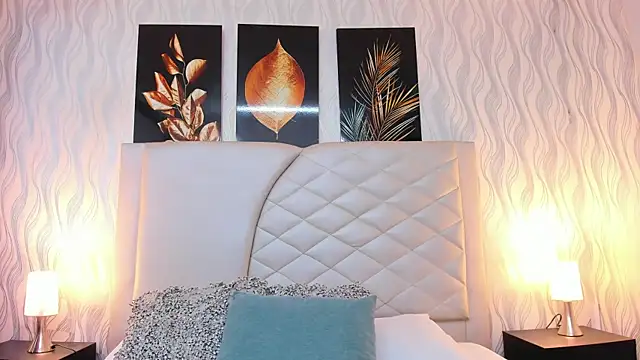 Snapshot of Amberr_Greyy chatting on February 8, 2:38 pm Amberr Greyy online show from February 8, 2:38 pm