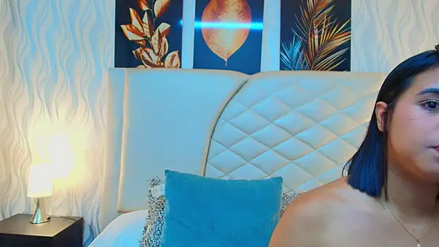 Snapshot of Amberr_Greyy chatting on September 12, 5:02 pm Amberr Greyy online show from September 12, 5:02 pm