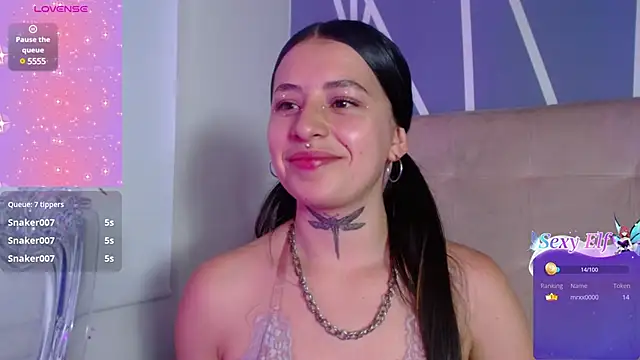 Snapshot of valeriagp chatting on December 6, 8:29 pm valeriagp online show from December 6, 8:29 pm