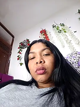 Snapshot of DIORA_Latina chatting on September 11, 5:51 am DIORA Latina online show from September 11, 5:51 am