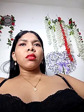 Snapshot of DIORA_Latina chatting on October 26, 3:56 am DIORA Latina online show from October 26, 3:56 am