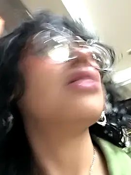 Snapshot of Fun_Everywhere chatting on January 27, 12:33 am Fun Everywhere online show from January 27, 12:33 am