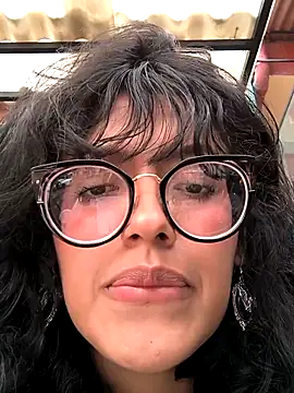 Snapshot of Fun_Everywhere chatting on February 14, 9:21 pm Fun Everywhere online show from February 14, 9:21 pm