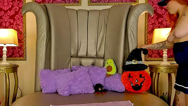 Colors-xx online show from October 13, 8:09 pm