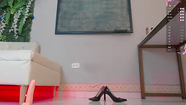 Camilaperson online show from February 13, 2:23 am