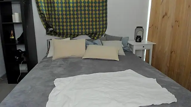 Kendra SXY online show from November 15, 1:47 am