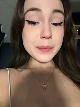 Peachy Dream online show from December 12, 9:48 pm