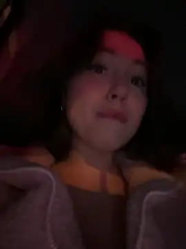 Peachy Dream online show from September 20, 8:10 pm