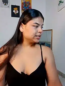 Cleo hills online show from December 28, 1:06 pm