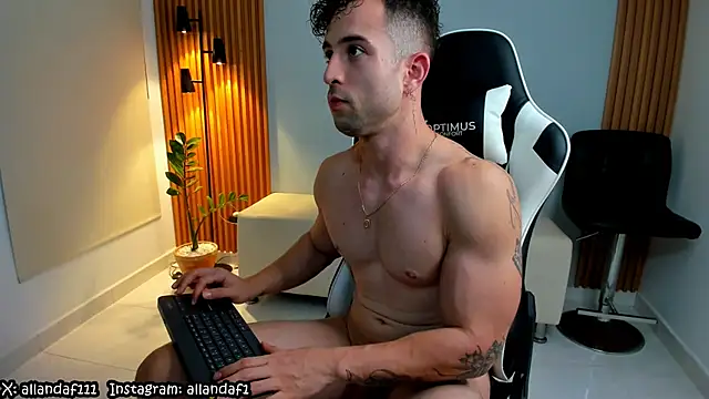 dafboy1 online show from December 11, 12:33 am