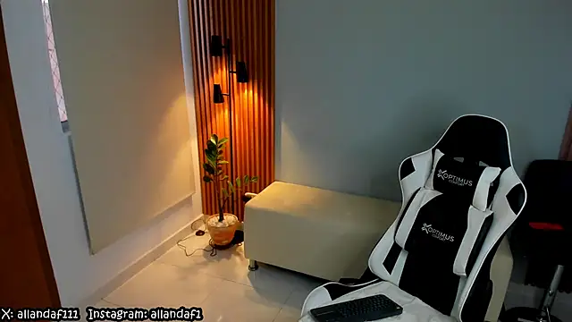 dafboy1 online show from January 22, 7:24 pm