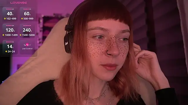 juliapie online show from December 20, 3:36 am