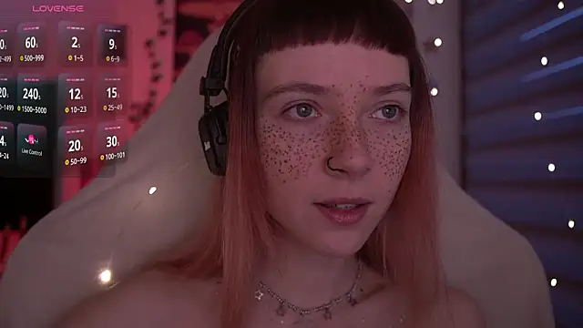 juliapie online show from January 21, 6:33 am