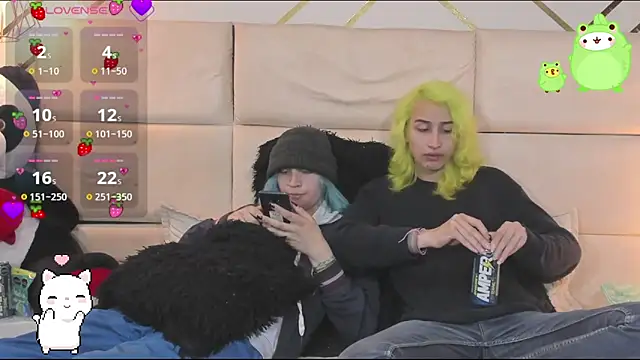 -kisa  online show from October 10, 2:32 am