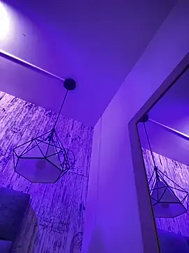 AbyThompson online show from February 7, 9:58 pm