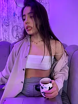 AbyThompson online show from October 23, 1:32 pm