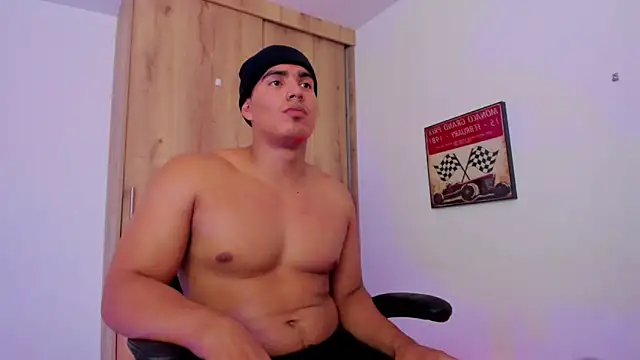 JamesGraay online show from December 3, 3:00 pm