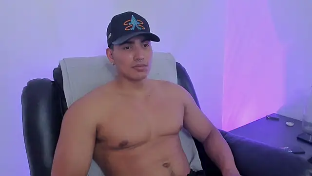 JamesGraay online show from February 28, 5:59 pm