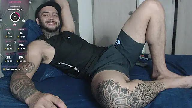 maxi rogger18 online show from November 18, 3:01 am