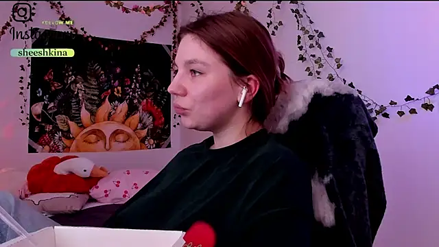 somejgirl online show from December 25, 7:24 pm