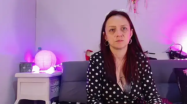 catalinamommyx online show from January 29, 3:22 am