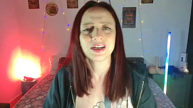 catalinamommyx online show from October 22, 6:02 am