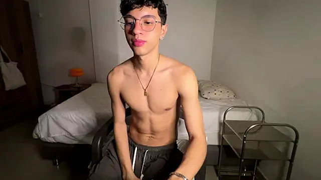 Angelligth online show from November 28, 3:31 am