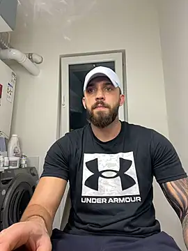 LoveIsBlind  online show from December 22, 8:03 pm