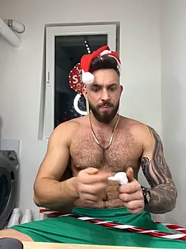 LoveIsBlind  online show from December 24, 7:22 pm