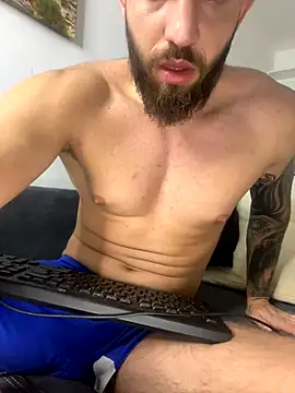 LoveIsBlind  online show from September 28, 3:23 am