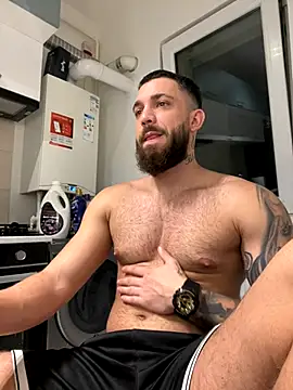 LoveIsBlind  online show from October 18, 3:31 am