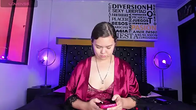 MADISSONLOVE  online show from February 13, 12:11 pm